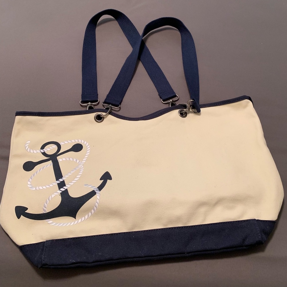 Beach tote